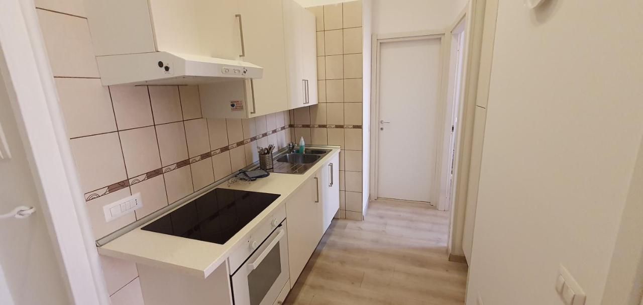 Casa House 381 Apartment Наполи Екстериор снимка