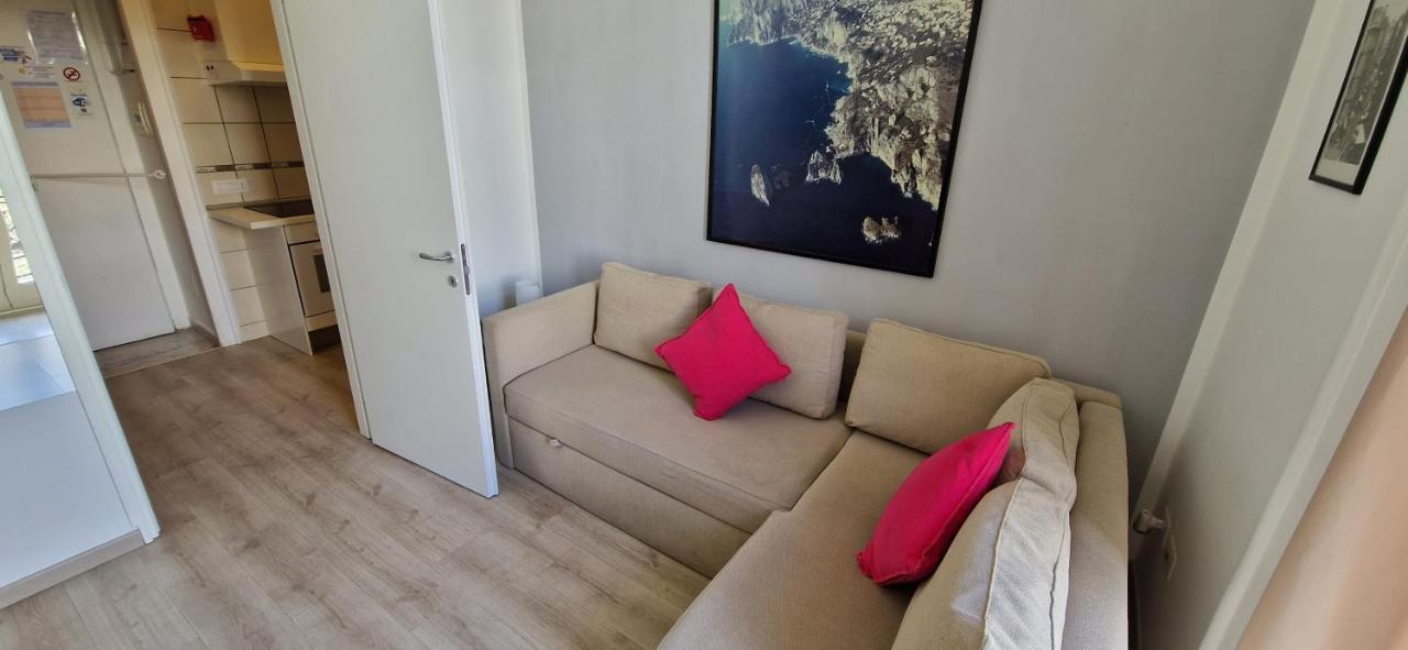 Casa House 381 Apartment Наполи Екстериор снимка