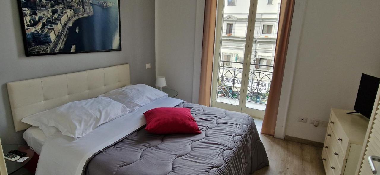 Casa House 381 Apartment Наполи Екстериор снимка