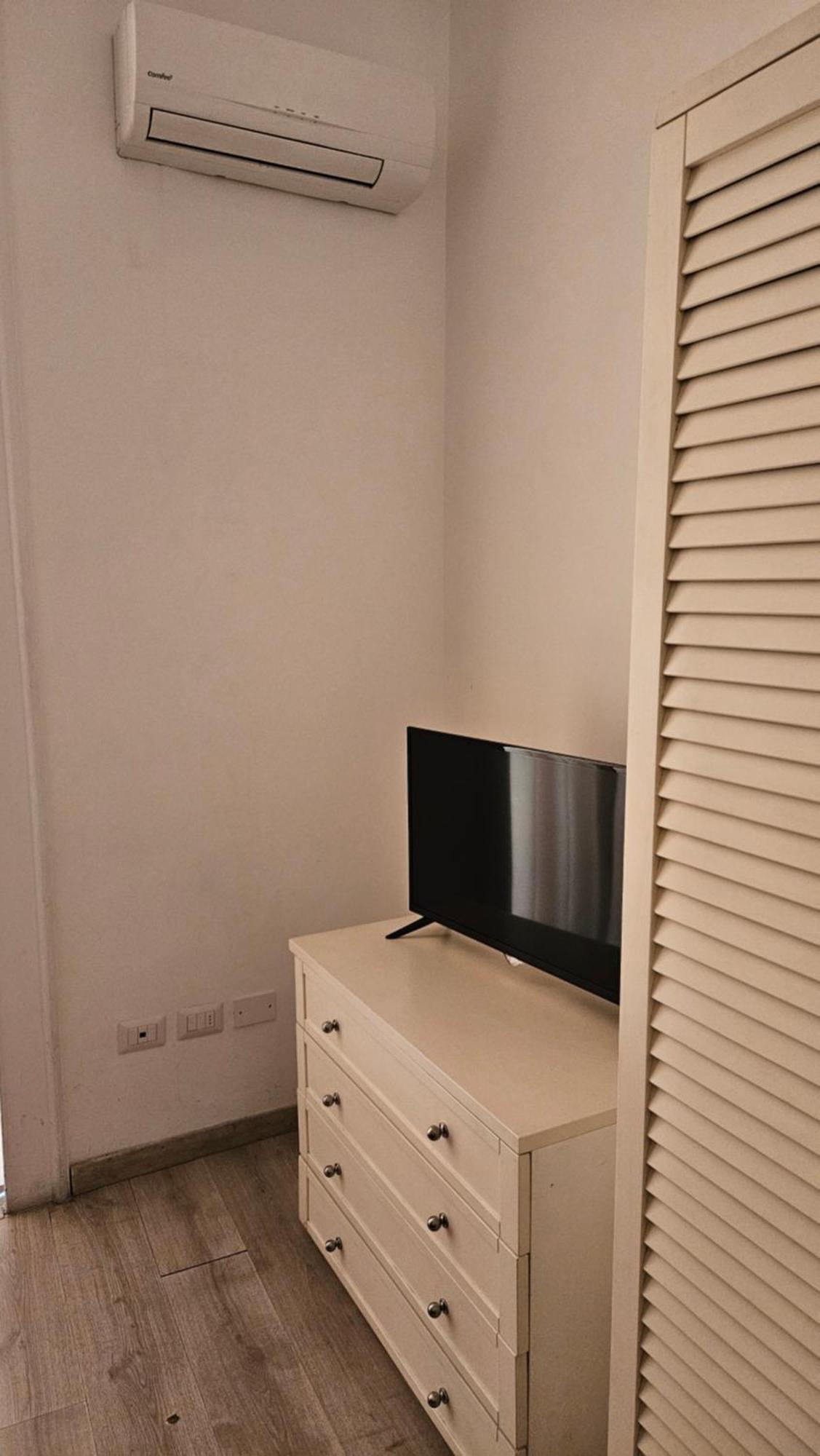 Casa House 381 Apartment Наполи Екстериор снимка